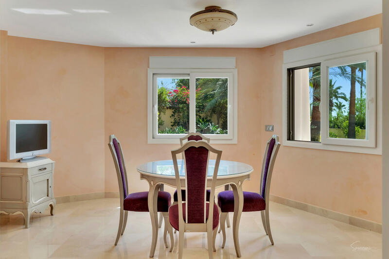 4 slaapkamer Villa Te koop