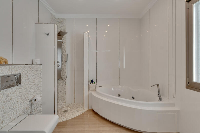 4 Cuarto Villa en venta