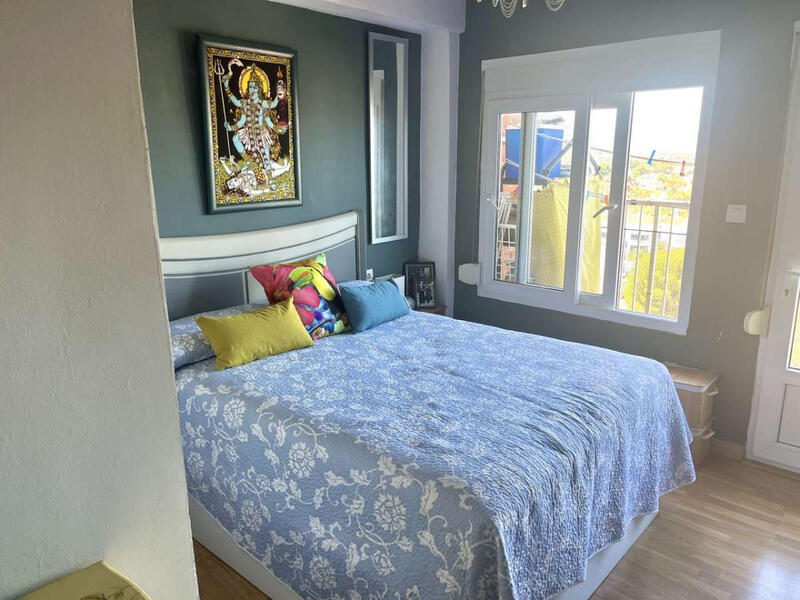 2 спальная комната квартира продается