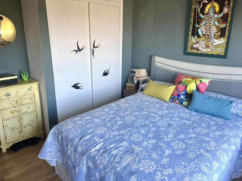 2 спальная комната квартира продается