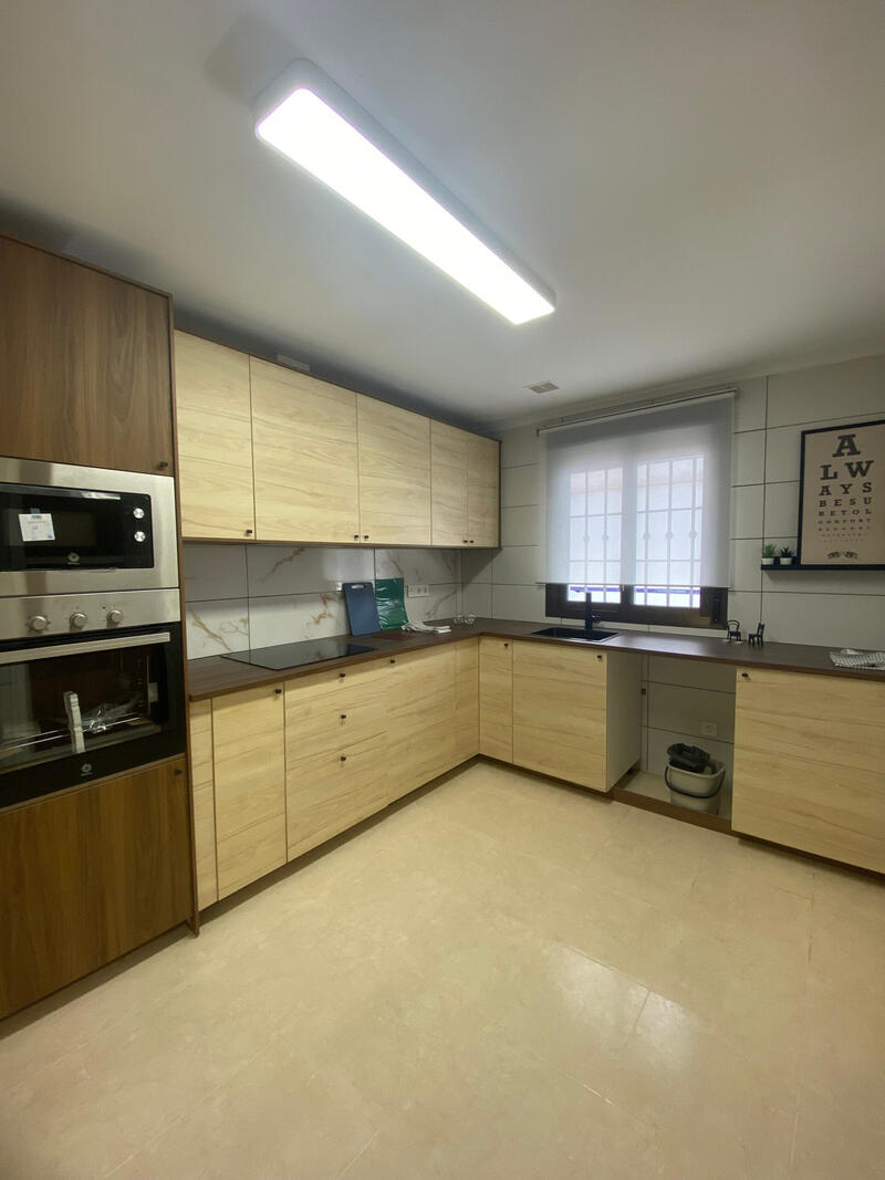 3 Schlafzimmer Stadthaus zu verkaufen 3 Schlafzimmer Stadthaus zu verkaufen