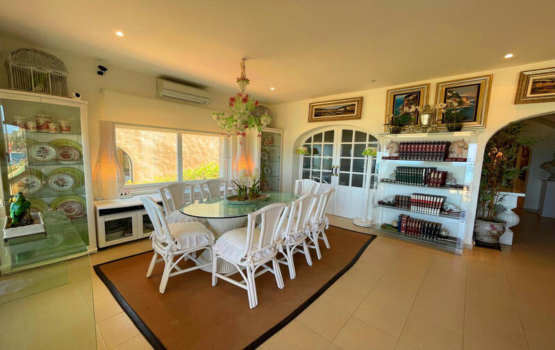 5 soveværelse Villa til salg