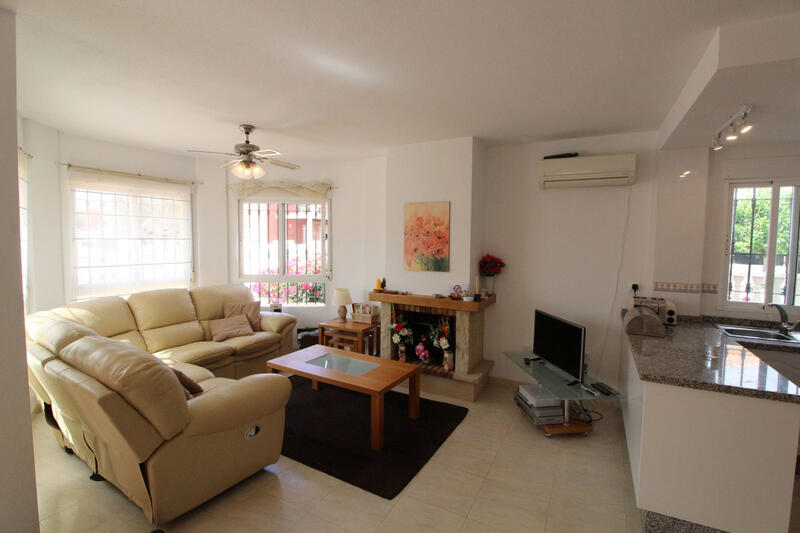 3 Cuarto Villa en venta