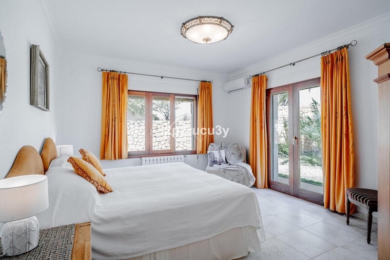 3 sovrum Villa till salu