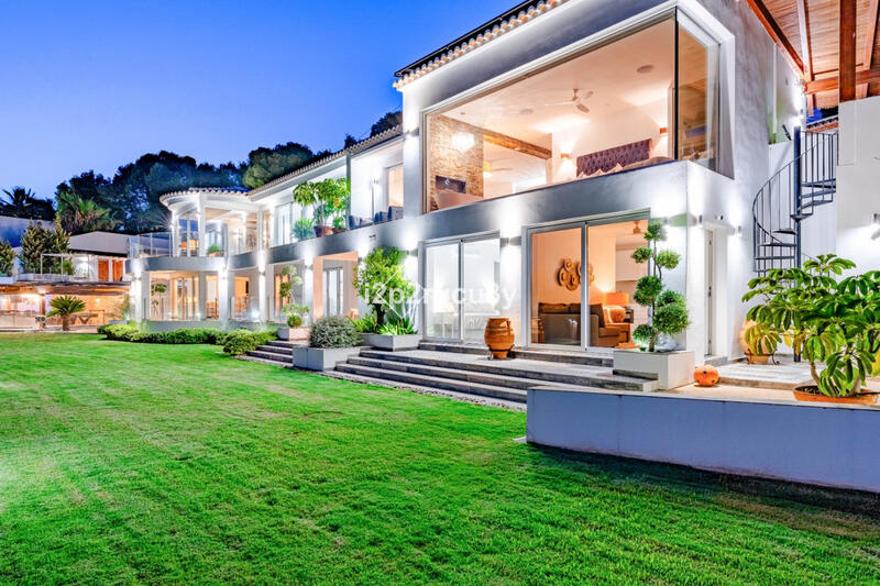 5 bedroom Villa for sale