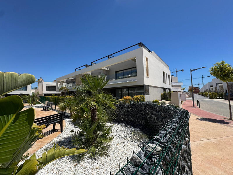 2 спальная комната квартира продается