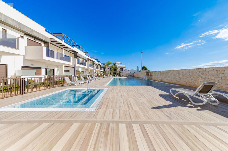 3 bedroom Townhouse for sale 3 bedroom Townhouse for sale