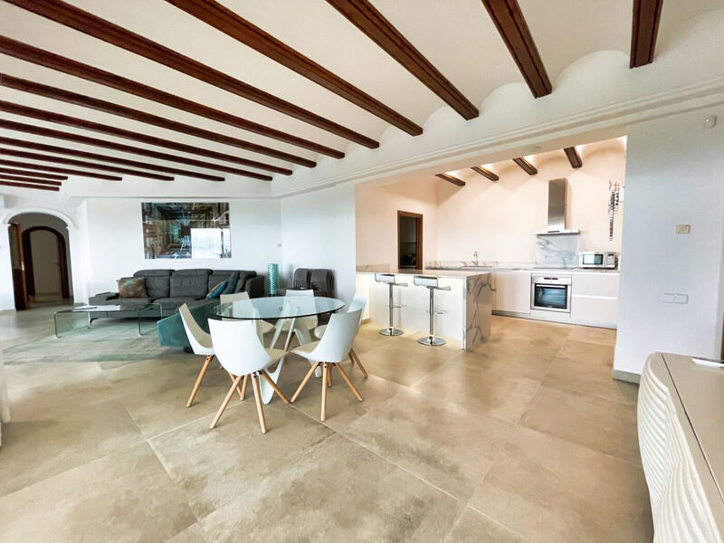 8 спальная комната вилла продается