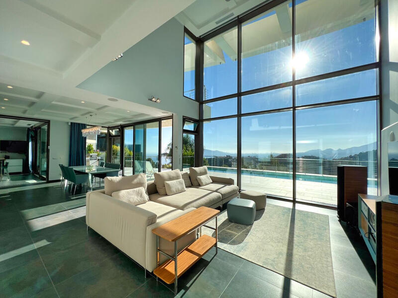 5 спальная комната вилла продается