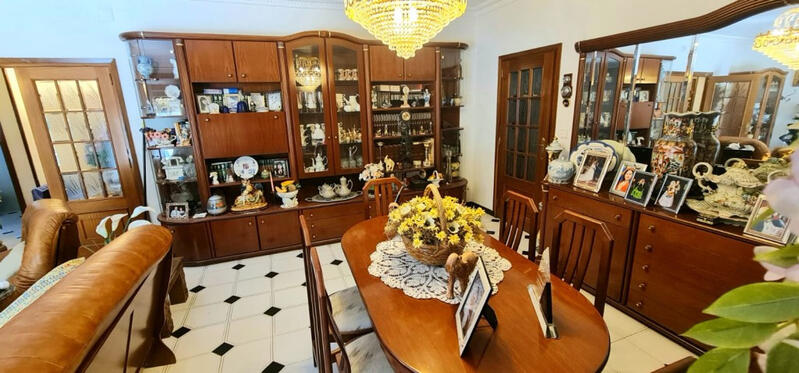 5 Schlafzimmer Villa zu verkaufen