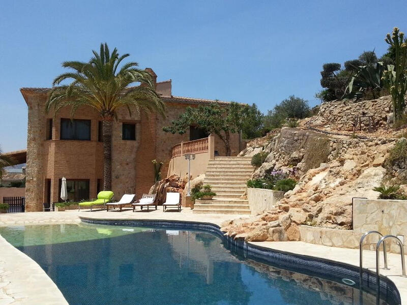 Villa for sale in Pedreguer, Alicante