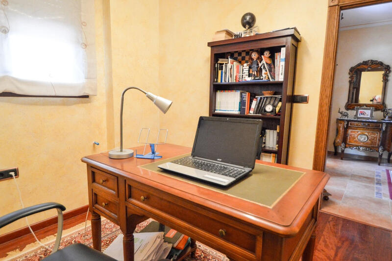 5 slaapkamer Villa Te koop