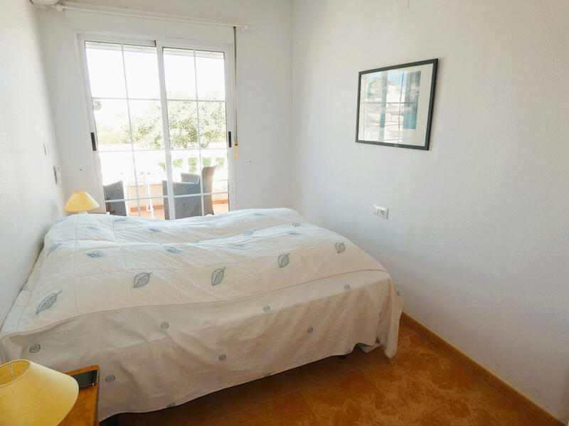 2 soveværelse Byhus til salg