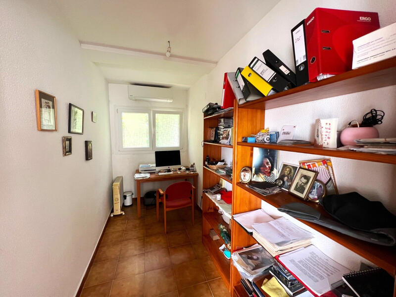 4 Schlafzimmer Villa zu verkaufen