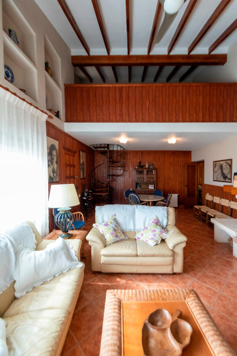 5 bedroom Villa for sale