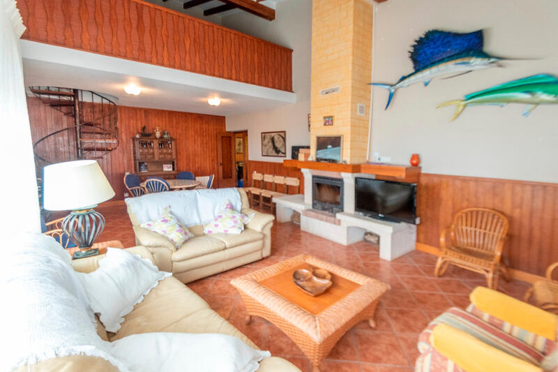 5 bedroom Villa for sale