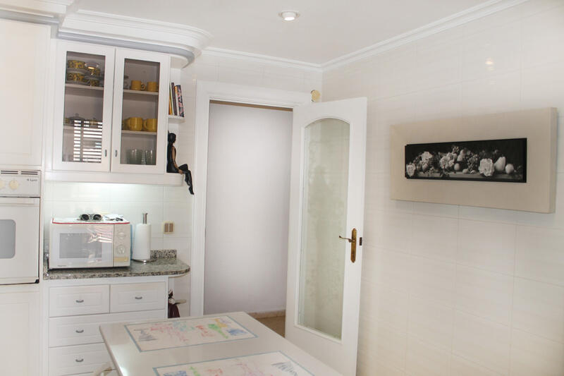 4 bedroom Apartment for sale