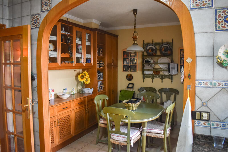 4 Schlafzimmer Appartement zu verkaufen