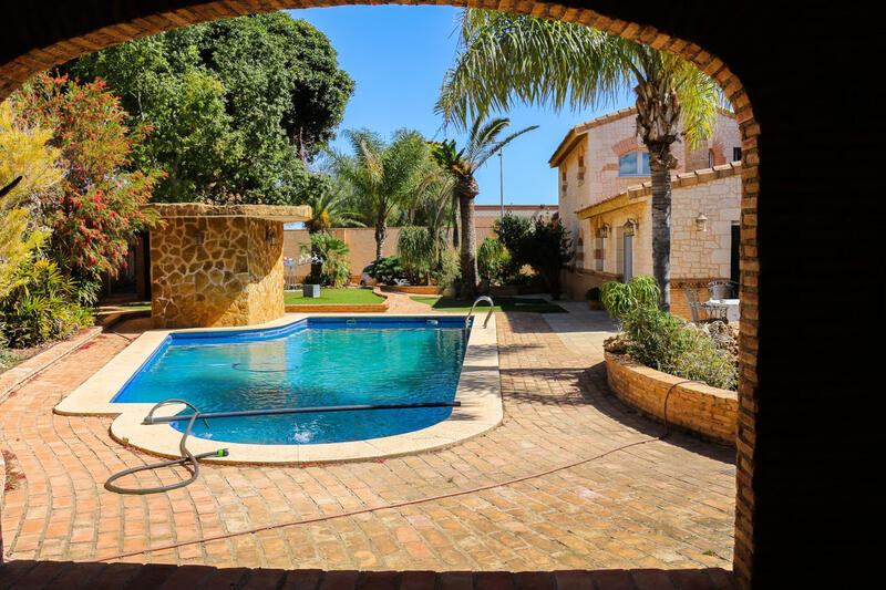 4 chambre Villa à vendre