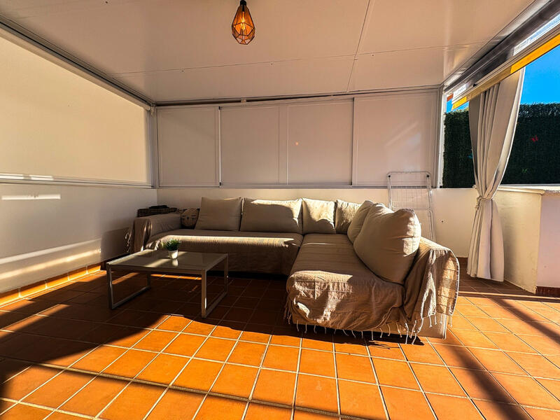 2 Cuarto Villa en venta