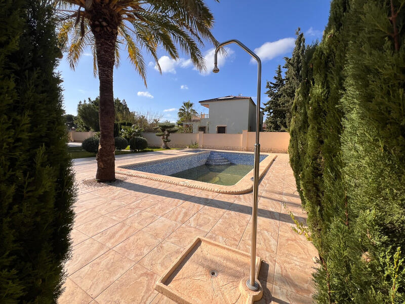 11 soveværelse Villa til salg