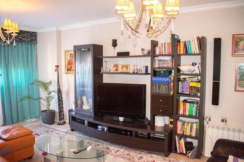 4 bedroom Apartment for sale