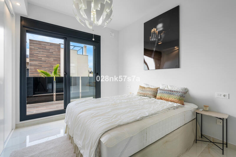 4 Cuarto Villa en venta