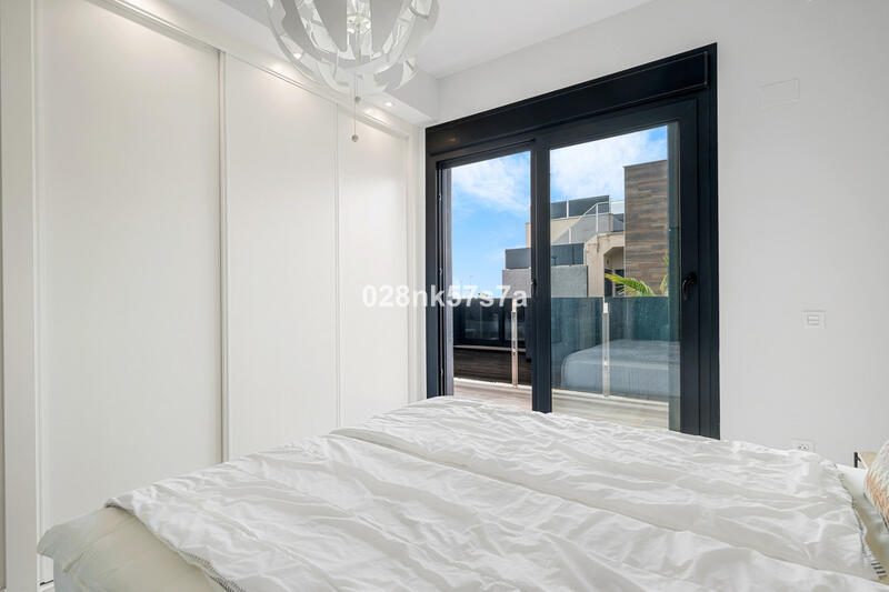 4 Cuarto Villa en venta