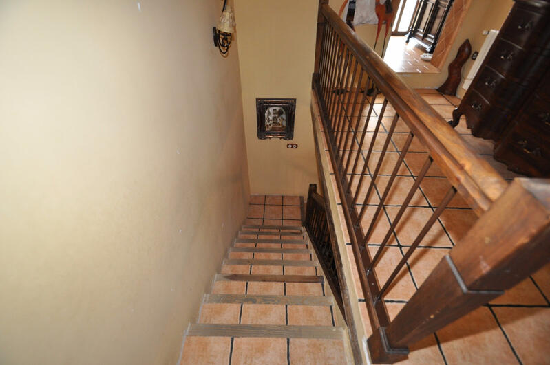 4 bedroom Townhouse for sale