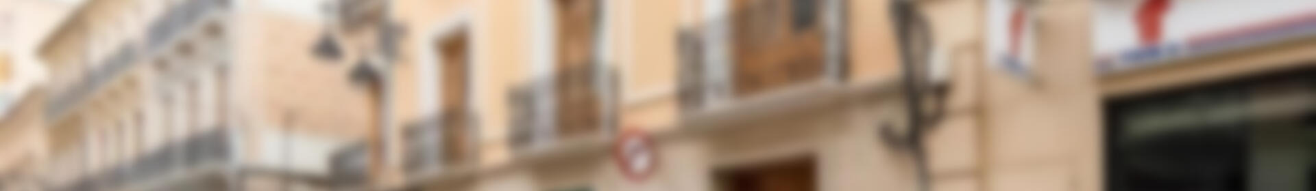 4 Schlafzimmer Stadthaus zu verkaufen