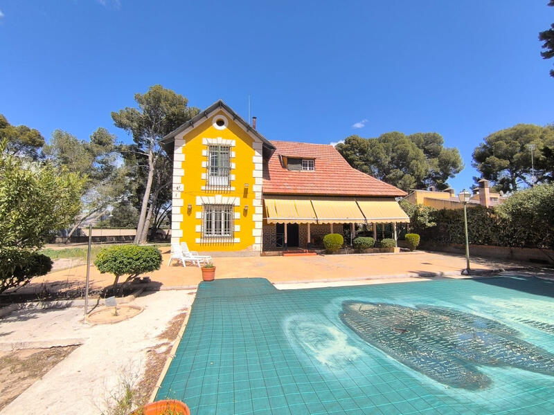 Villa à vendre dans Yecla, Murcia Villa à vendre dans Yecla, Murcia