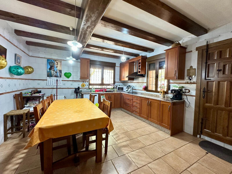 8 soveværelse Villa til salg 8 soveværelse Villa til salg