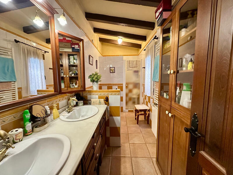 8 soveværelse Villa til salg 8 soveværelse Villa til salg