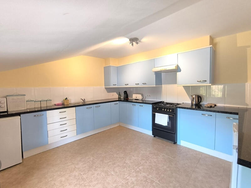 13 bedroom Villa for sale