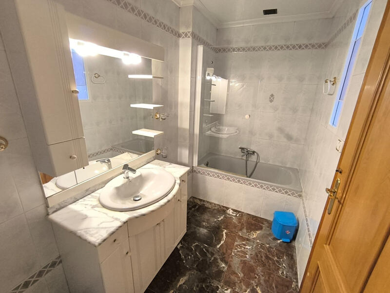 5 Cuarto Adosado en venta 5 Cuarto Adosado en venta