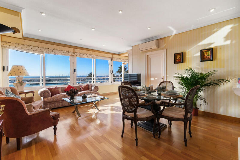 4 bedroom Apartment for sale