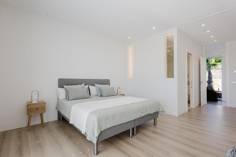 5 bedroom Villa for sale