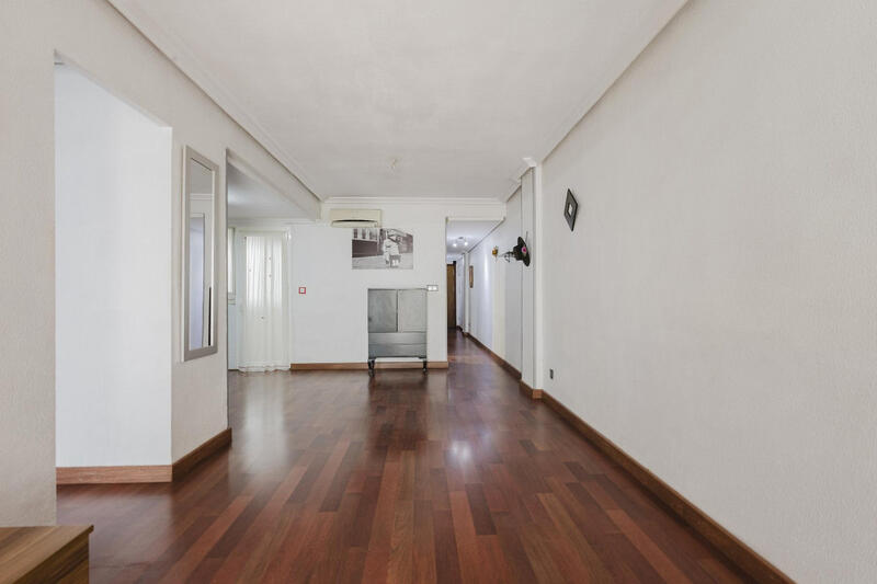 3 Schlafzimmer Appartement zu verkaufen