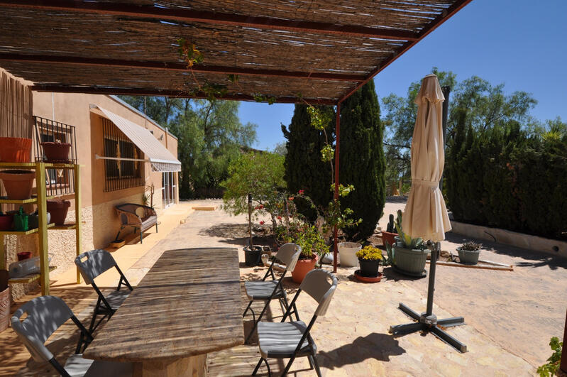 5 bedroom Country House for sale