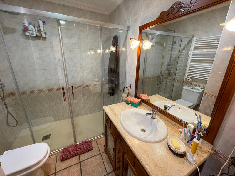 4 Cuarto Adosado en venta