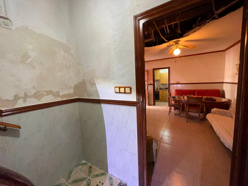 4 Schlafzimmer Stadthaus zu verkaufen