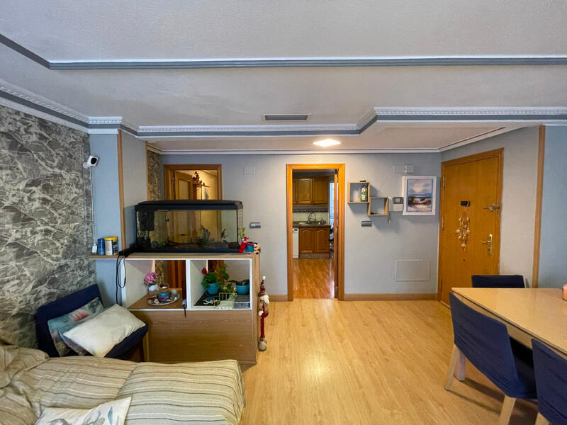 4 slaapkamer Appartement Te koop 4 slaapkamer Appartement Te koop