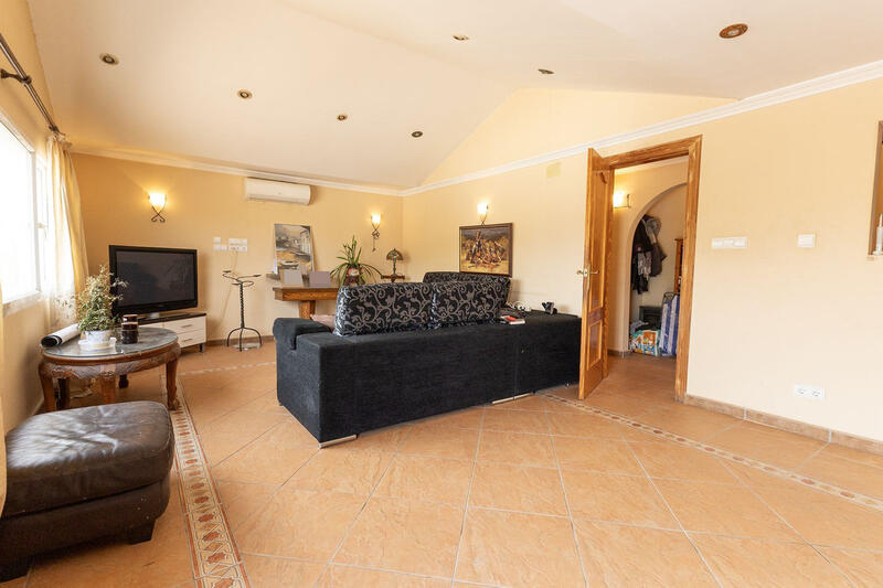 12 soverom Herregård til salgs 12 soverom Herregård til salgs