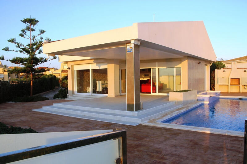Villa for sale in San Javier, Murcia Villa for sale in San Javier, Murcia
