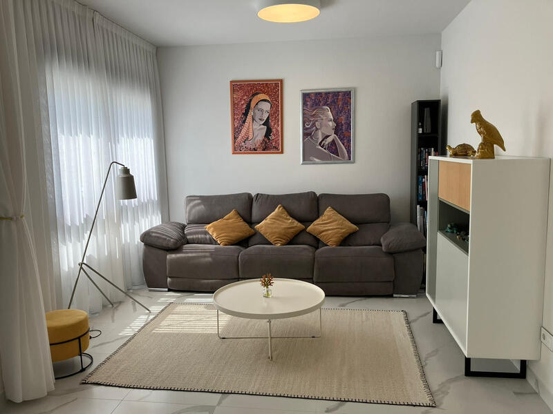 2 спальная комната квартира продается