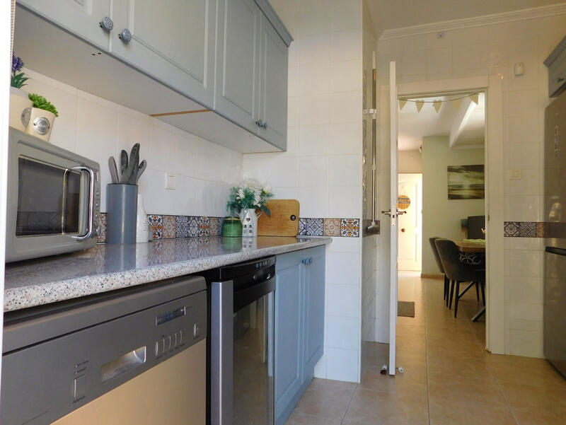 3 Schlafzimmer Villa zu verkaufen 3 Schlafzimmer Villa zu verkaufen