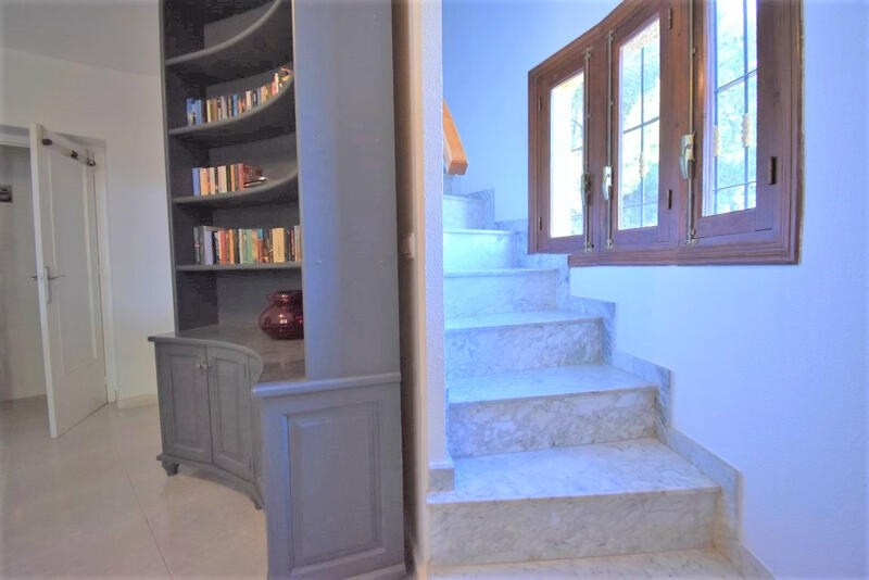 6 Schlafzimmer Villa zu verkaufen