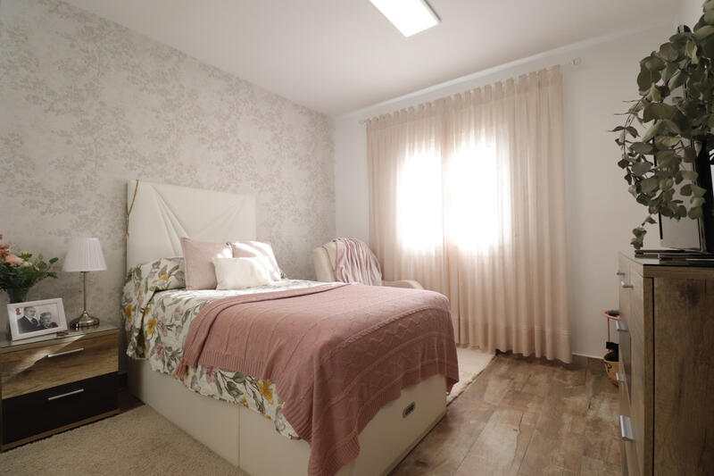 4 slaapkamer Villa Te koop