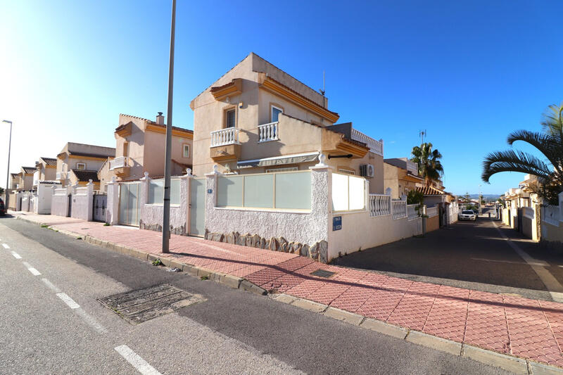 Villa Te koop in Ciudad Quesada, Alicante