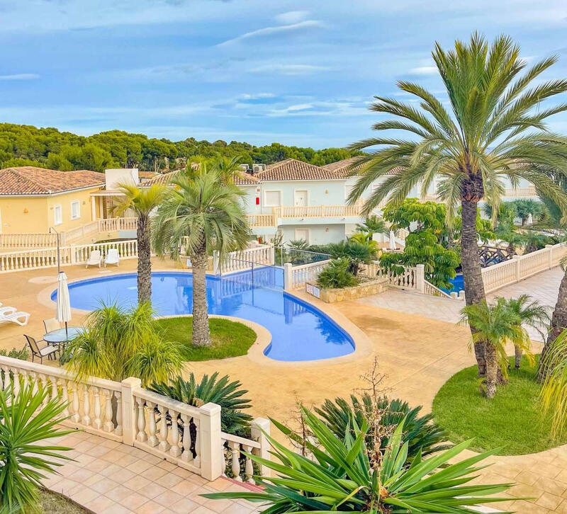 2 bedroom Apartment for sale